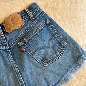 Vintage cut off Levi shorts